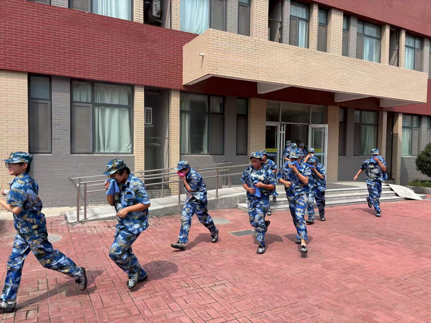 99a2f73b0ab715f652db9955b736a15e